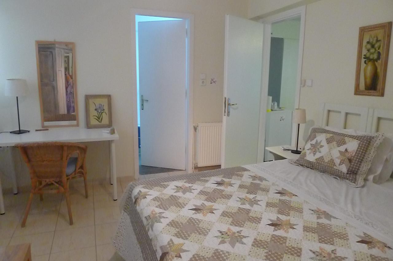 St. Thomas Bed And Breakfast Paiania Luaran gambar
