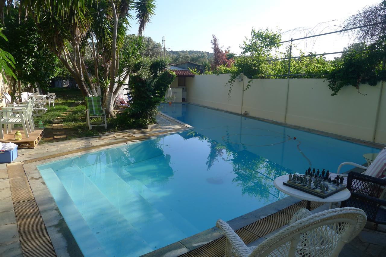 St. Thomas Bed And Breakfast Paiania Luaran gambar